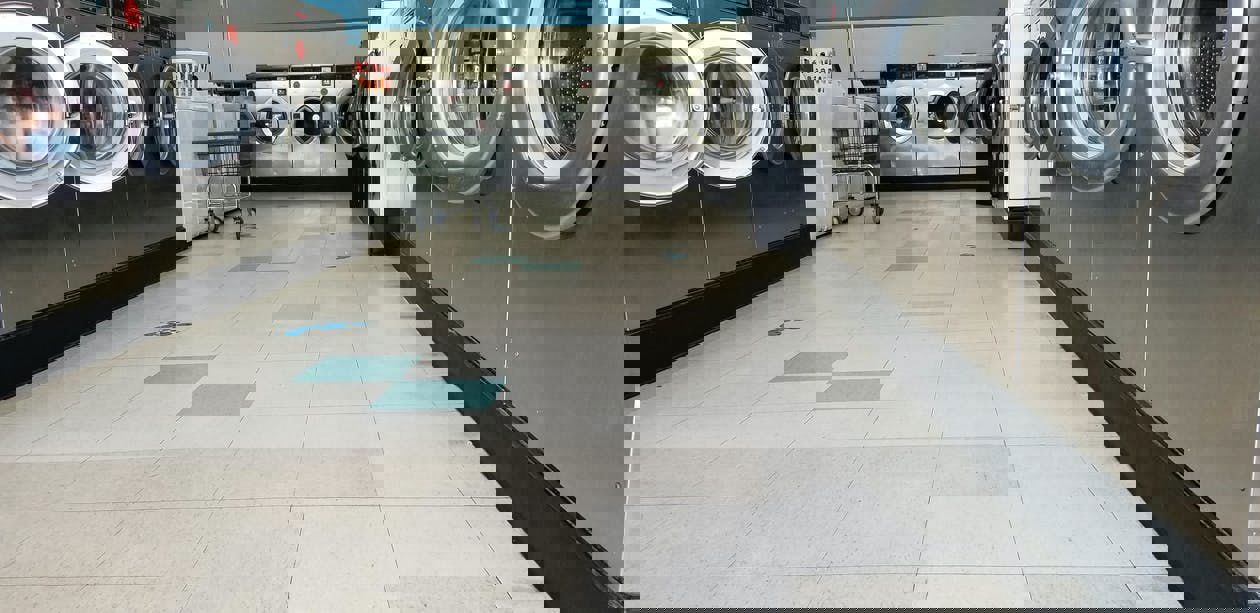 Laundromat Bell Gardens